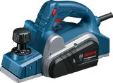 Planer Bosch GHO 6500 dengan kedalaman pemotongan yang dapat disesuaikan.