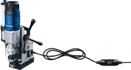 Bor inti magnetik Bosch GBM 50-2 untuk pengeboran baja.