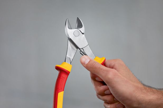 Tang Potong Diagonal Bergaya Ungkit Tinggi VDE 200 mm Tang Potong Diagonal Bergaya Ungkit Tinggi VDE 200 mm